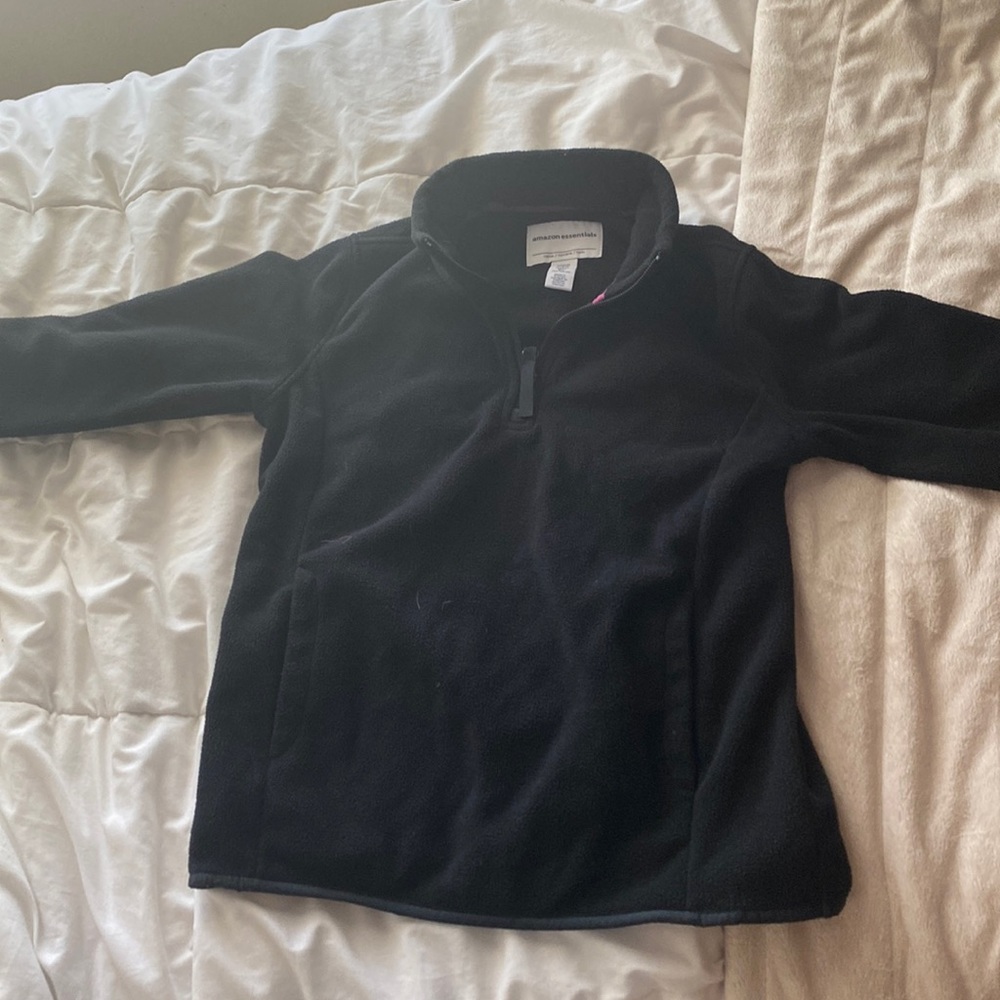 Girls fleece sweater. Used, good condition.